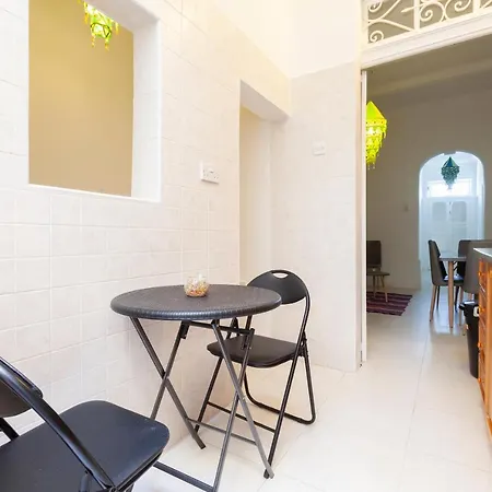 Holiday home Bzb50- Seafront Townhouse - Pretty Bay *